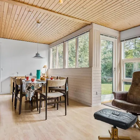 2 Bedroom Amazing In Nykobing Sj